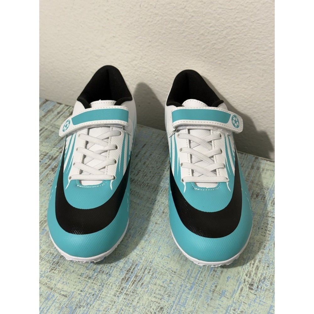 Turf Soccer Football Turf Shoes Big Kids Size 4.5 White Green